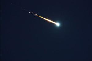 Tutto quello che avreste voluto sapere sullo sciame meteorico delle Liridi Cosa provoca lo sciame meteorico delle Liridi